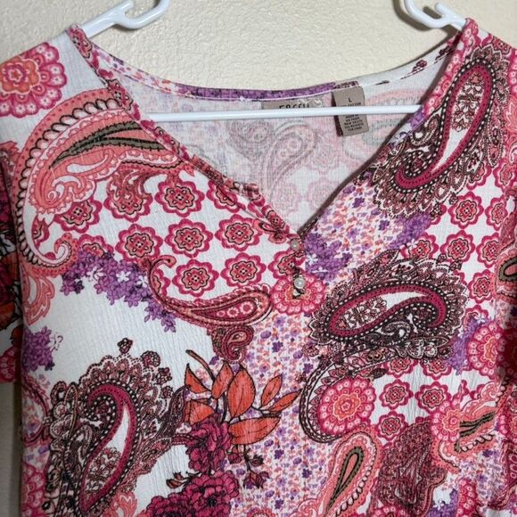Fresh Blouse Women's Large V-Neck Paisley Short Sleeve Colorful Top Shirt - Picture 2 of 7